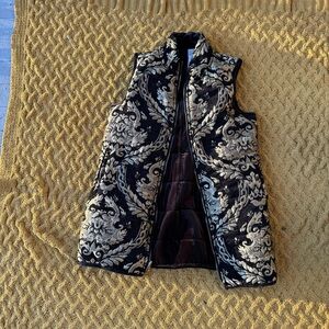 Chicos Reversible Gold Jacquard Black Velvet Long Puffer Vest Size Small (0) NWT